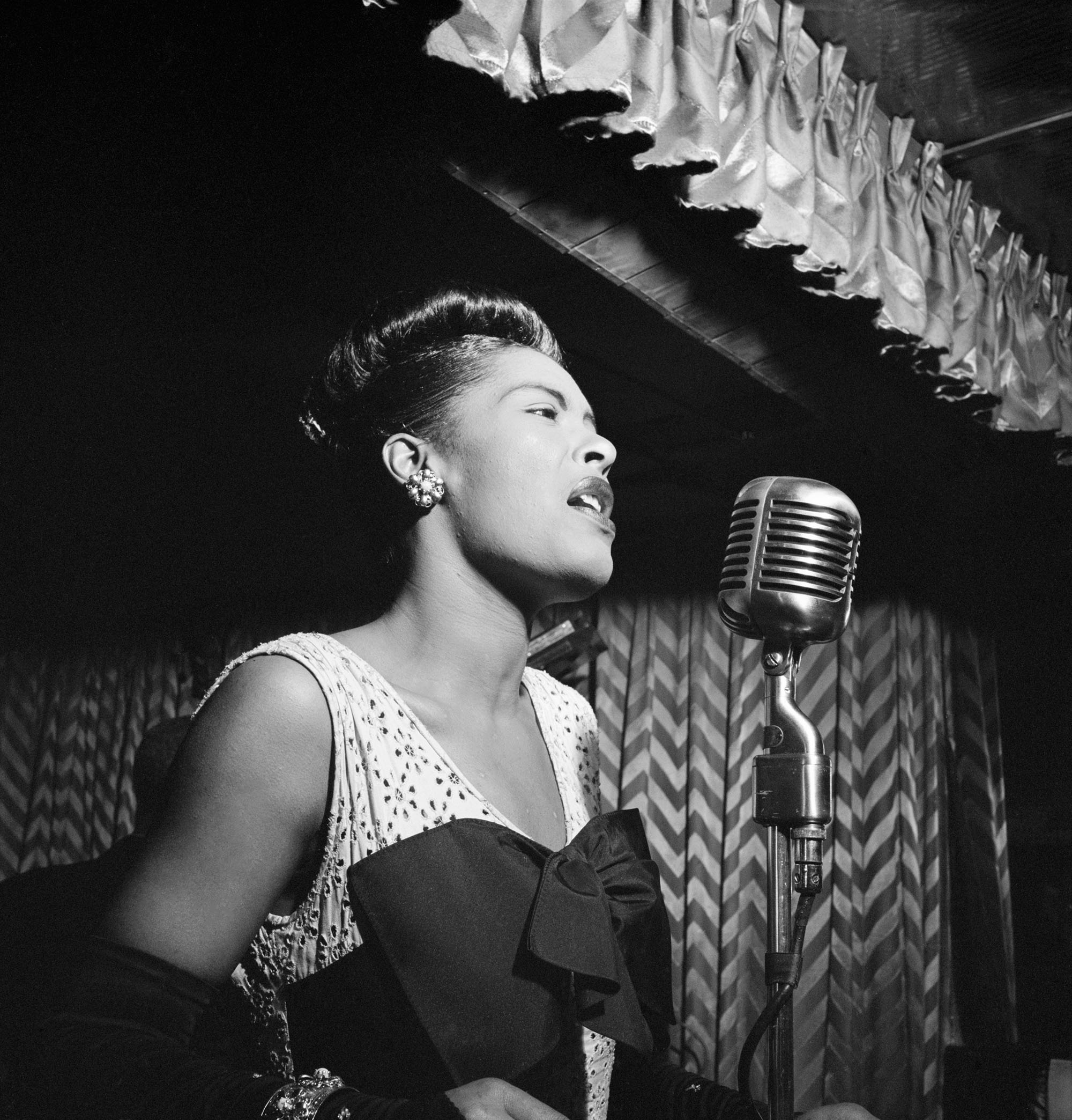 3_Billie-Sings-The-Blues-And-Everything-Matters_OL